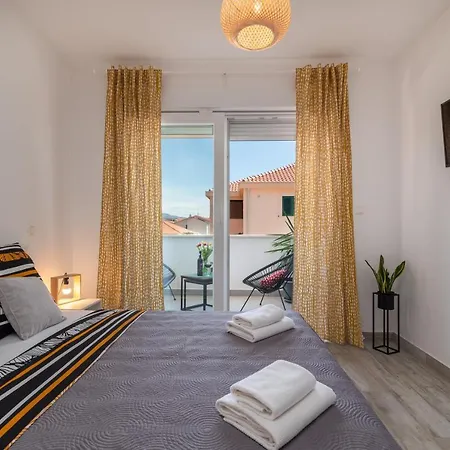 Apartment Luce
