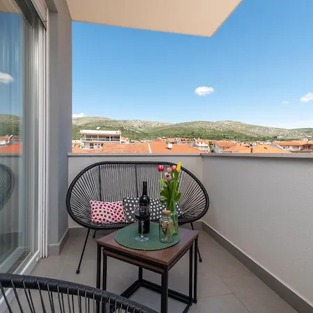 Luce Apartament *